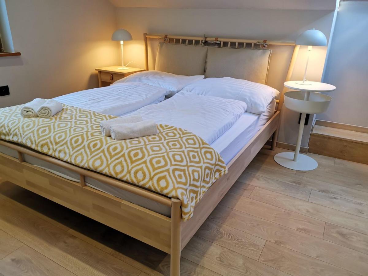 Hotel Zatoka Holcikovce 外观 照片