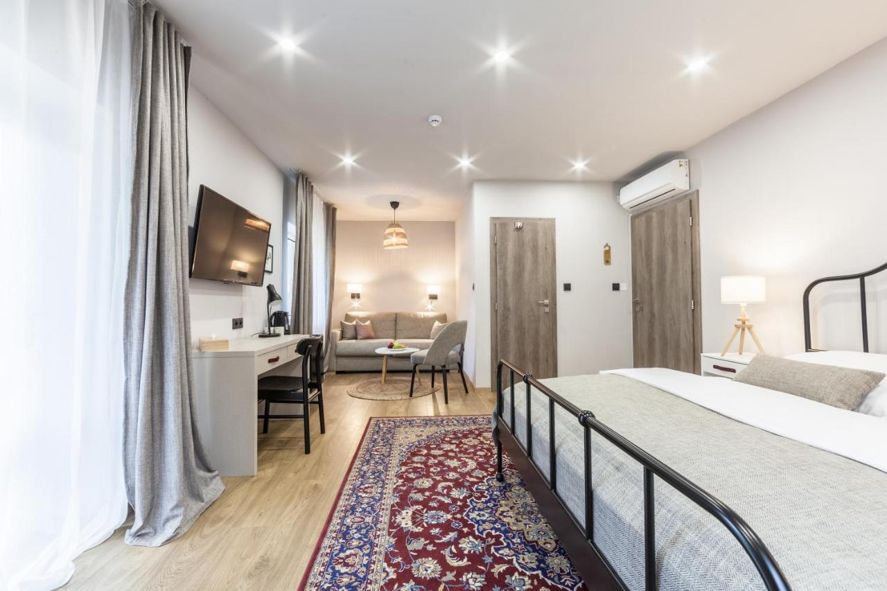 Hotel Zatoka Holcikovce 外观 照片